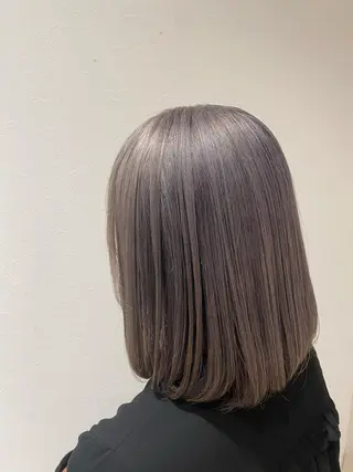 ミディアム カラー ベレーザ渋谷所属・🦋ハイトーン・髪質 改善🦋成嶋 朋希のヘアスタイル