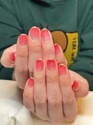 ショート カラー ネイル ネイルサロン リリーブランシュ所属・森 瑞紀のネイルデザイン