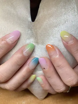 ネイル ECLAT エクラ所属・寺山 千鶴のネイルデザイン