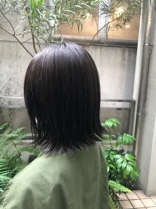 カラー yuragi所属・竹内 絢香のヘアスタイル