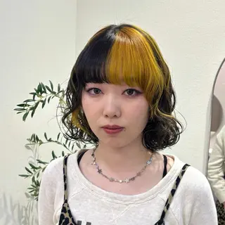 ミディアム カラー Ｆ.まひろ🎀 暖色カラー／ベージュのヘアスタイル