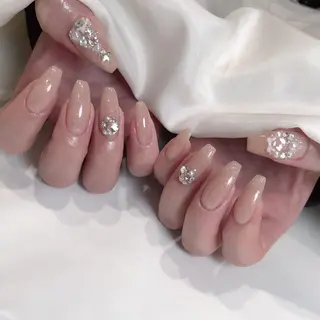 ネイル 安藤 真由香のネイルデザイン