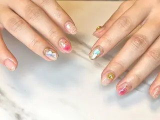 ショート ネイリスト シンのネイルデザイン