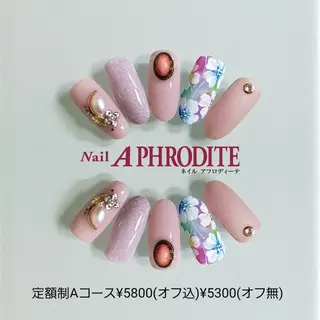 ネイル Nail  Aphroditeのネイルデザイン