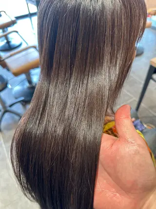 ロング 谷口 莉々葵のヘアスタイル