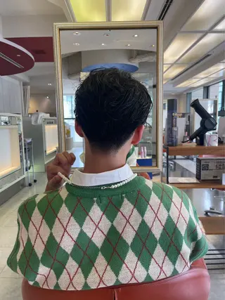 メンズ ラシェンテ居留地所属・鶴﨑 美優亜のヘアスタイル