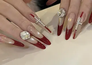 ネイル Pure&Rich Nailのネイルデザイン