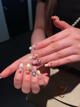 ネイル 波 なみのネイルデザイン