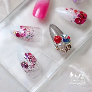 ネイル 内 奈美のネイルデザイン