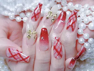 ネイル リリ 奈🎀のネイルデザイン