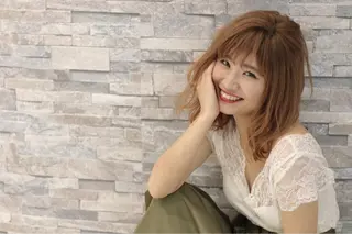 ミディアム カラーと言ったら SAWARAのヘアスタイル