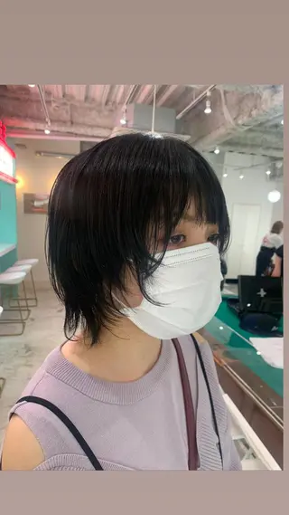 ショート 🧨ブリーチー×ボブ レイヤー💎じゅえるのヘアスタイル