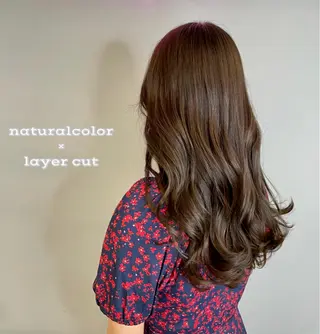 セミロング カラー ヘアアレンジ 二ヶ月綺麗が続く デザイン/星野六三四のヘアスタイル