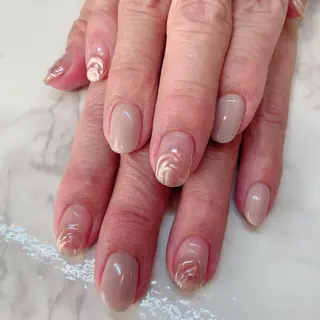 ネイル atelier chic+所属・atelier chic+のネイルデザイン