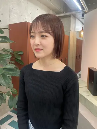 ショート ボブ/ハイトーン YUIのヘアスタイル