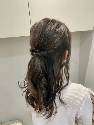 ヘアアレンジ 🐸西村 風香🐸のヘアスタイル