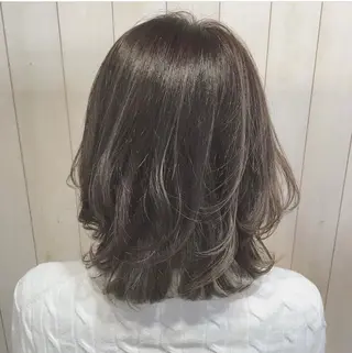 ミディアム カラー パーマ 大人かわいい×艶髪 🤍塩川のヘアスタイル