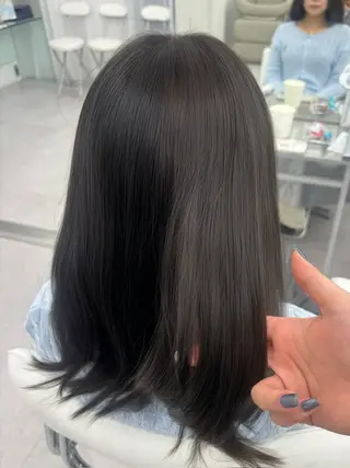 ミディアム カラー 🫧いちの 🫧のヘアスタイル