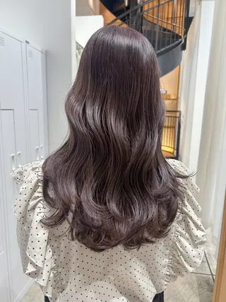 ロング カラー ヘアアレンジ yuka .のヘアスタイル