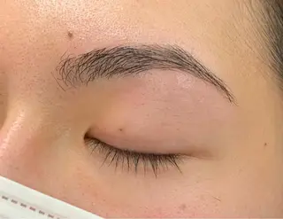 アイブロウ 舟橋 瑞稀のヘアスタイル