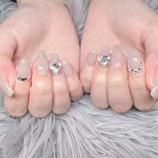 ネイル 個室ネイルサロンDolly  Girl〜ドーリーガール〜所属・DollyGirl KYOKOのネイルデザイン