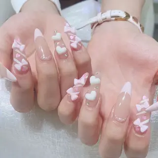 ネイル Queens テイのネイルデザイン