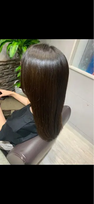 ミディアム カラー PANOL 秀島のヘアスタイル