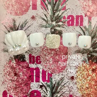 ネイル privatenailsalon me所属・kato tomomiのネイルデザイン