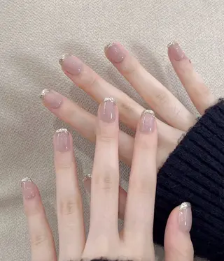 ネイル 高木 維麗絲のネイルデザイン