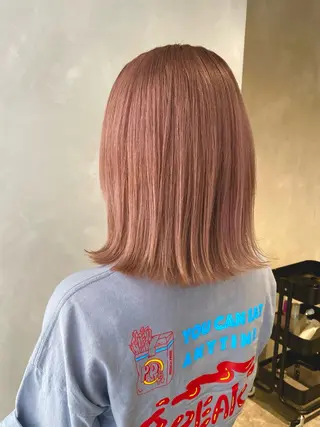 ミディアム カラー M IIのヘアスタイル