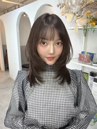 ミディアム カラー 韓国レイヤー透明感 カラーヨウスケのヘアスタイル
