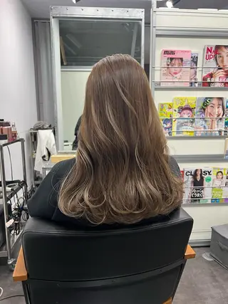セミロング カラー ヘアアレンジ U&i所属・大塚 貴之のヘアスタイル
