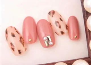 ネイル Lisse所属・戸田 奈津美のマツエク・マツパデザイン