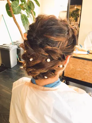 ロング ヘアアレンジ DEE okazakiのヘアスタイル