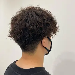 ショート パーマ メンズ 肥後 有紗のヘアスタイル