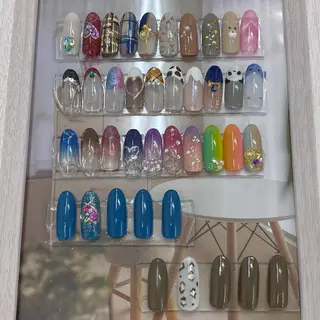 ネイル セプトアカデミー 吉川のネイルデザイン