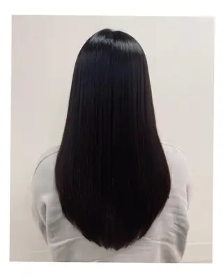 ロング 酒巻  祐理のヘアスタイル