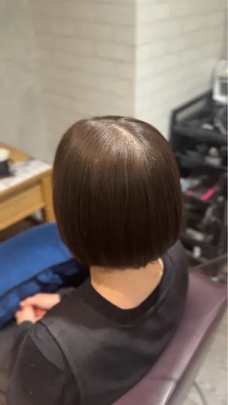 ショート カラー Afinar  乃空（ノア）のヘアスタイル