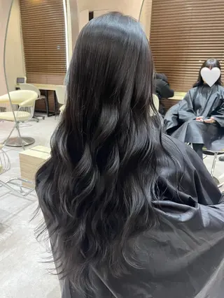 ロング 顔周りカット/ 透明感カラー/ユナのヘアスタイル