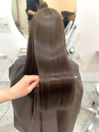 ロング カラー 遠峯 海晴のヘアスタイル
