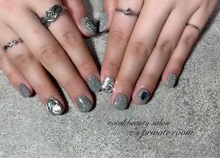 ネイル LAVISH nail salonのネイルデザイン