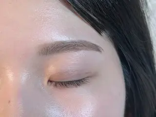 アイブロウ NAZ eyelash&eyebrow akita所属・꒰ NAZ ꒱ izumiのマツエク・マツパデザイン