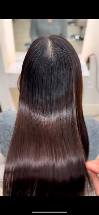 あかり🍎🤍 ストレートモデル🫧のヘアスタイル