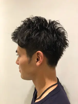 ショート パーマ ﾊｲﾄｰﾝ/ｶﾗｰ/ 用賀/稲若健太郎のヘアスタイル