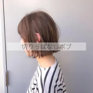 ミディアム 韓国レイヤー🕊️ 柔らかベージュ🧸のヘアスタイル