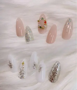 ネイル ラッキーネイルサロン西川口東口店所属・山田 由奈のネイルデザイン