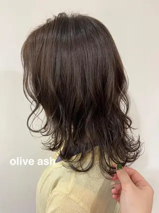 ミディアム カラー merc.🌿💚 八幡真衣のヘアスタイル