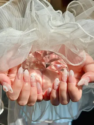 ネイル West Coast Nail Salon 池袋西口所属・き のこのネイルデザイン