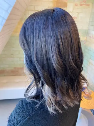 ミディアム カラー YUNA ユウナのヘアスタイル