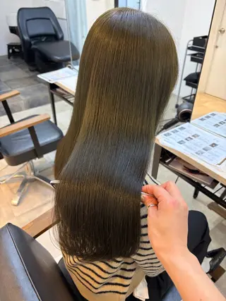 セミロング カラー 🥀韓国ヘア🥀 宮津真菜のヘアスタイル